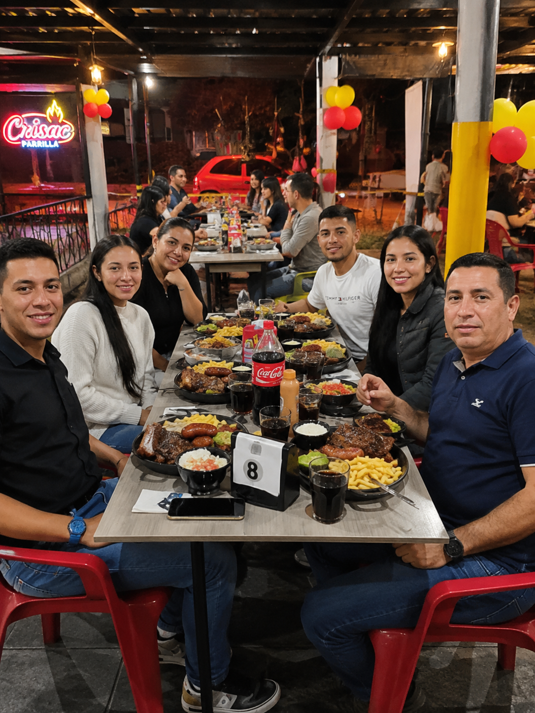 Celebración en la parrilla con amigos